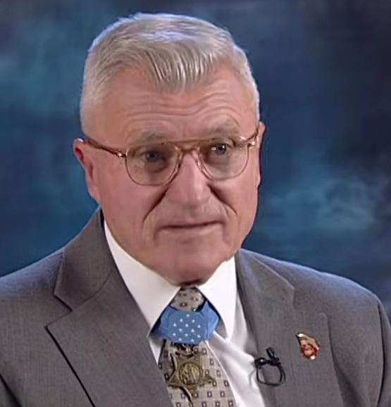 Wesley Fox, Medal of Honor